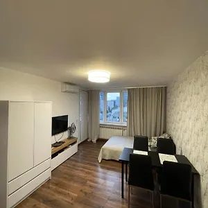 Zielna Center Varsovia