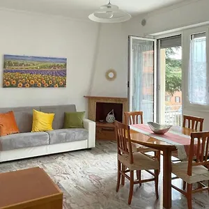  Apartamento Hospitality And Comfort In Rome: E&e Italia